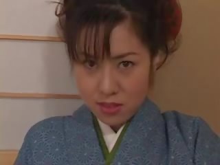 Chinatsu nakano - 23 yo japanska geisha tonåring
