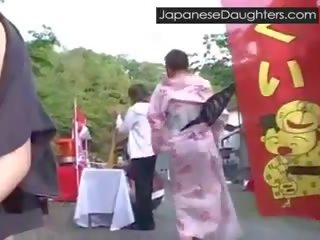 شاب اليابانية اليابانية lassie الشرجي مارس الجنس شاق إلى ال الأول وقت